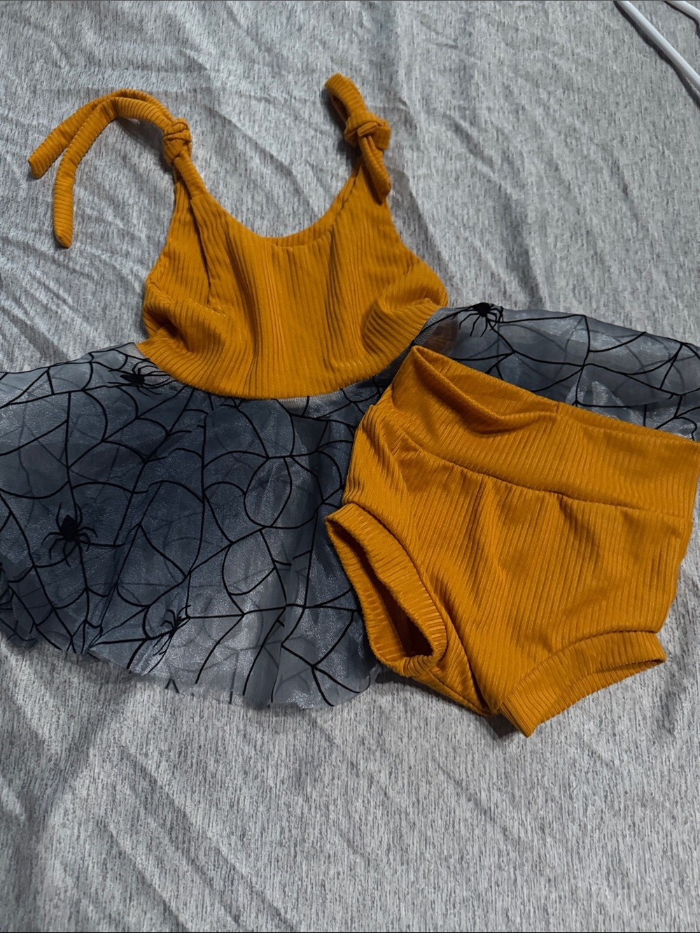 Twisted lily handmade set